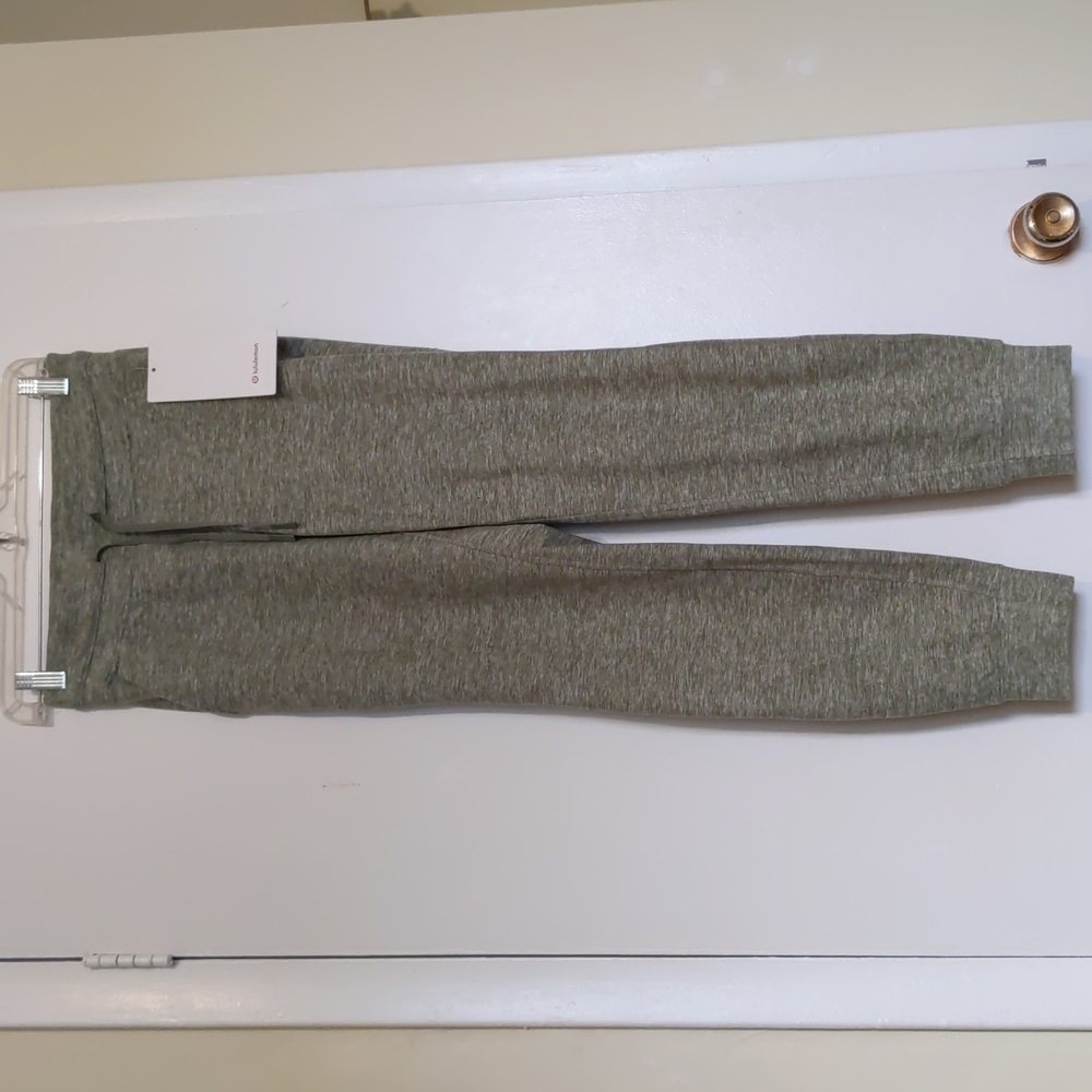 Lululemon Ready to Rulu fleece jogger, size 4, Heathered Green Twill